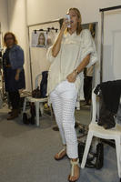 Isabel_Marant_Spring_2015_Backstage_O95TDGltjD9x.jpg
