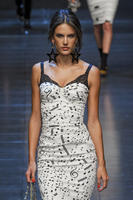 Dolce_Gabbana_Fall_2011_GnQtwz9avGIx.jpg