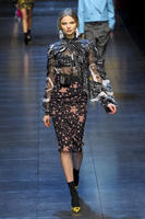 Dolce_Gabbana_Fall_2011_25aOBjHqgbix.jpg