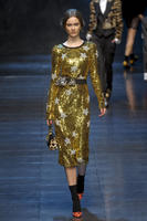 Dolce_Gabbana_Fall_2011_sYlDzvY_WkDx.jpg