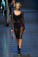 Dolce_Gabbana_Fall_2011_OYh2oswv_sjx.jpg