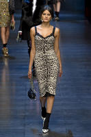 Dolce_Gabbana_Fall_2011_PKn4jJd9vy8x.jpg