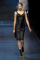 Dolce_Gabbana_Fall_2011_8QgEpRCMRTex.jpg
