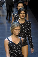 Dolce_Gabbana_Fall_2011_wlZLX8QndV5x.jpg
