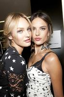 Dolce_Gabbana_Fall_2011_Backstage_cPT_9pZdk6nx.jpg