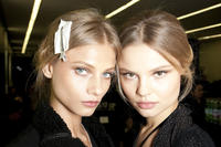 Dolce_Gabbana_Fall_2011_Backstage_CAsvtTiUMdxx.jpg