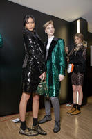 Dolce_Gabbana_Fall_2011_Backstage_OGgF0Hr15A3x.jpg
