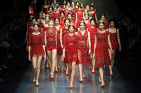 Dolce_Gabbana_Fall_2013_zubvEHeYQVpx.jpg