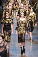 Dolce_Gabbana_Fall_2012_mxmwcQ5th03x.jpg