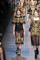 Dolce_Gabbana_Fall_2012_YDDwZxgTLLqx.jpg