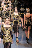 Dolce_Gabbana_Fall_2012_u7Ryon8UnOMx.jpg