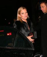 gty_kate_moss_kb_141010_9x11_1600.jpg