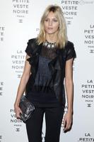 974396_charlotte_casiraghi_arrive_a_la_950x0_1.jpg