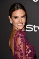Alessandra_Ambrosio_is_a_sheer_delight_at_Golden_Globes_after_party_02.jpg