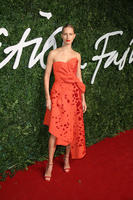Karolina_Kurkova_at_the_British_Fashion_Awards_in_partnership_with_Swarovski_British_Fashion_Council.jpg