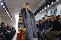 Michael_Kors_RTW_FW15_NY_8446_1424255219_mediumb.jpg