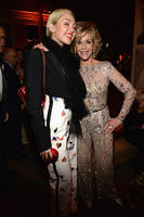 54eac79a8a2fdf6464601dd1_oscar_party_2015_arrivals_miley_jane.jpg