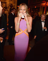 54eaede773b710d476cff22d_oscar_party_arrivals_chrissy.jpg