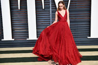 54eb1f09a8d6884651e6a388_oscar_party_2015_arrivals_suki.jpg