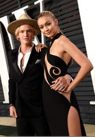 54eaeb0a1ac93f5b5784480e_oscar_party_arrivals_gigi_hadid.jpg