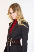 Natasha_Poly_Versace_FW15.16_Milan_BS_05h.jpg