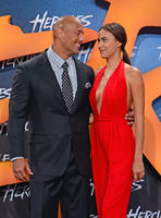 752a4c50_a141_11e4_9134_eb913a4a298e_IrinaShayk_DwayneJohnson_wenn.jpg