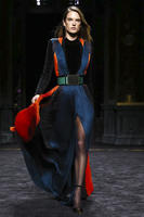 Balmain_RTW_FW15_Paris_2332_1425570046_bigthumb.jpg