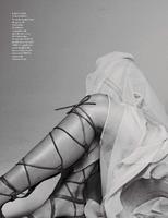 Vogue_Spain_2015_03_page0216.jpg