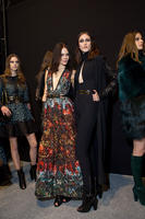 r2.jpg