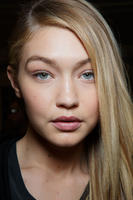 Balmain_Fall_2015_Backstage_ktFgN34RTDKx.jpg