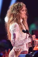Jennifer_Lopez__2015_Nickelodeon_Kids_Choice_Awards__06.jpg