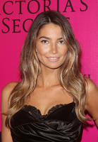 Lily_Aldridge_lacy_black_dress.jpg