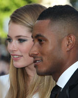 Doutzen_Kroes_The_Beaver_HQWorld__4_.jpg