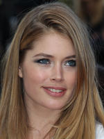 Doutzen_Kroes_The_Beaver_HQWorld__15_.jpg