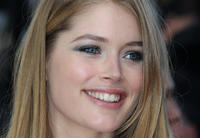 Doutzen_Kroes_The_Beaver_HQWorld__16_.jpg