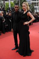 60393_Doutzen_KroesLa_Conquete_Premiere_Cannes_025_123_5lo.jpg