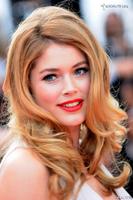 doutzen_kroes_at_cannes_july152010_2010_07_15_00008_820x1230.jpg