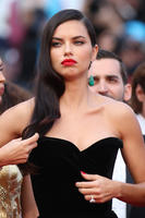 Goff_Adriana_Lima_O_2625876.jpg