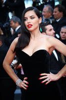 Goff_Adriana_Lima_O_2625888.jpg