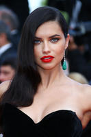 Goff_Adriana_Lima_O_2625891.jpg