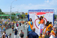 yil_1_2014_nyccolombiadayparade_5.jpg