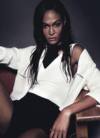joan_smalls_by_todd_barry_sunday_style_august_2015_00.jpg