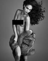 Lui__20_2015_09__7__Joan_Smalls.jpg