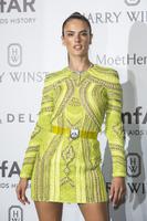 alessandra_ambrosio_amfar_milano_2015_092615_image_002.jpg