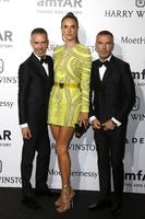 alessandra_ambrosio_milano_2015_092615_image_016.jpg