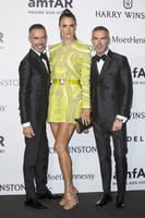 alessandra_ambrosio_amfar_milano_2015_092615_image_009.jpg