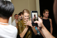 mugler_backstage_s16_016.jpg
