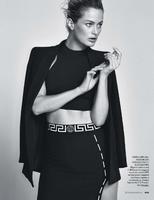 Elle_Italia_2015_04_page0325__1_.jpg