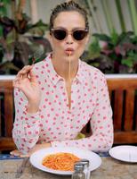 Elle_Italia_2015_04_page0330.jpg