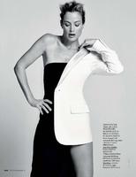 Elle_Italia_2015_04_page0334.jpg